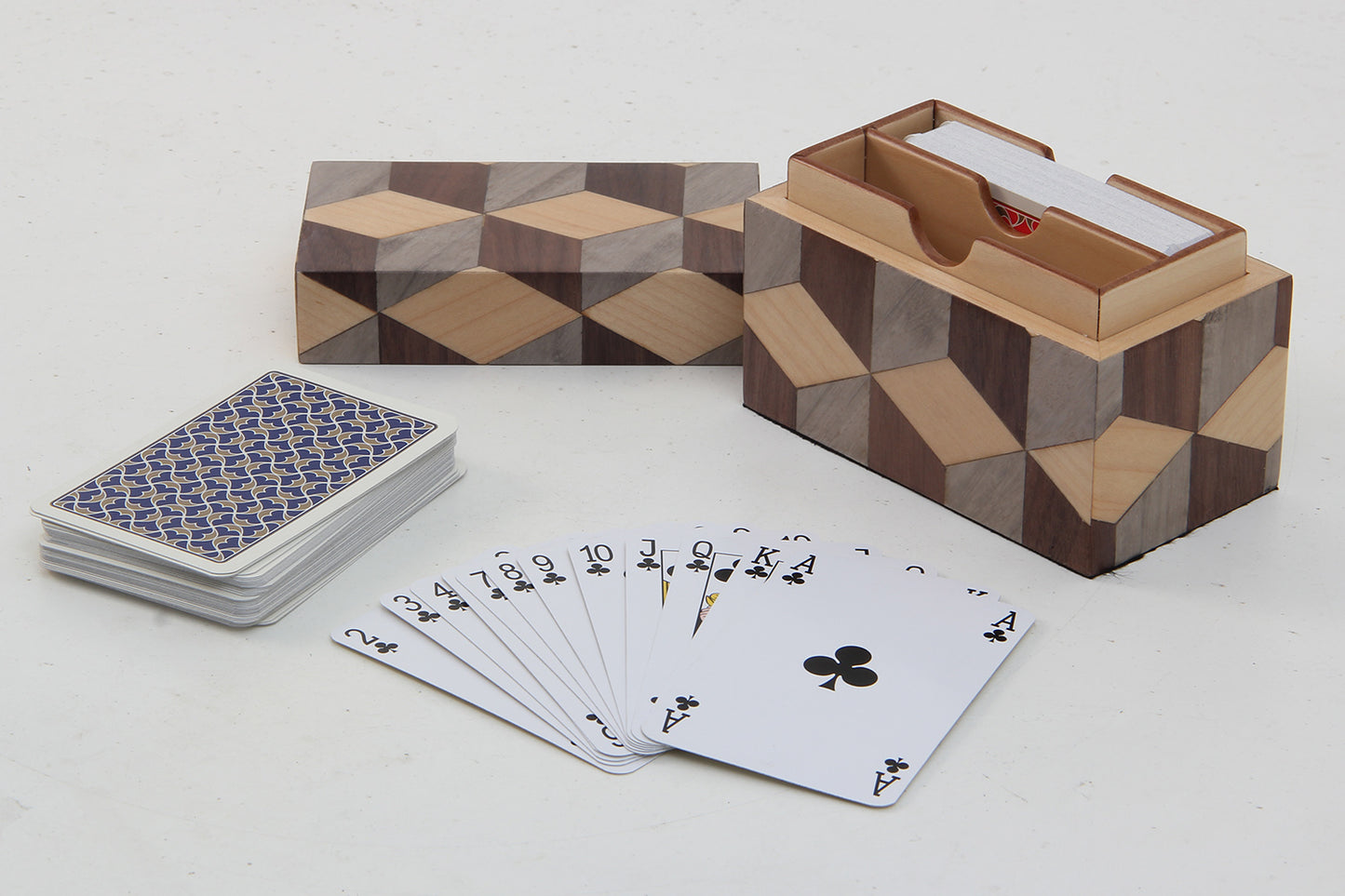 Classic Playing card box in marquetry