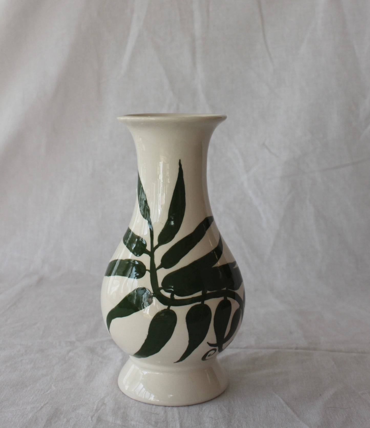 Kitty Arden ceramic fern vase