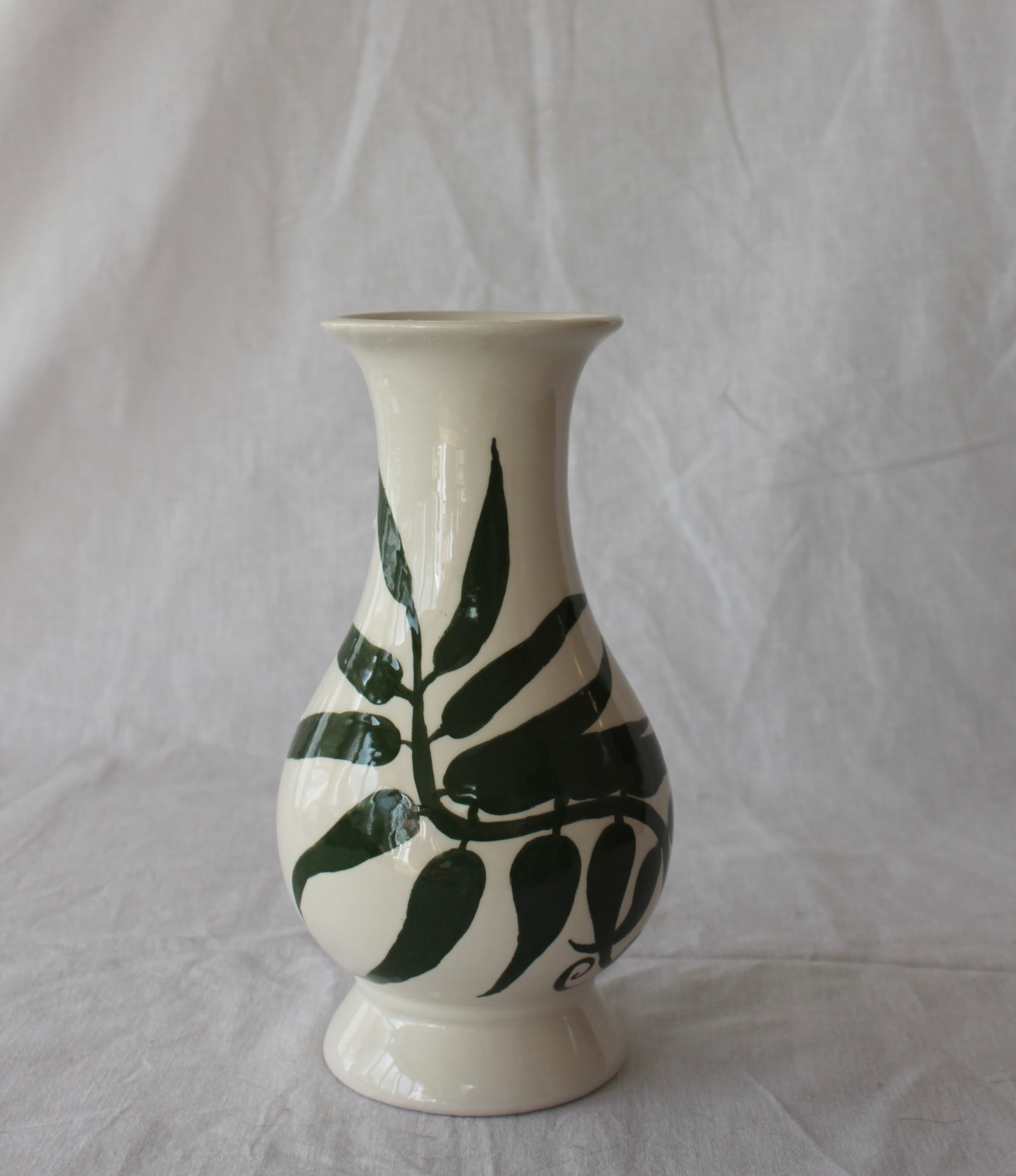 Kitty Arden ceramic fern vase