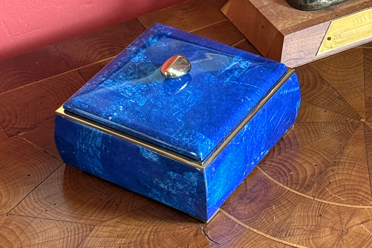 Lapis_Lazuli_treasure_Box