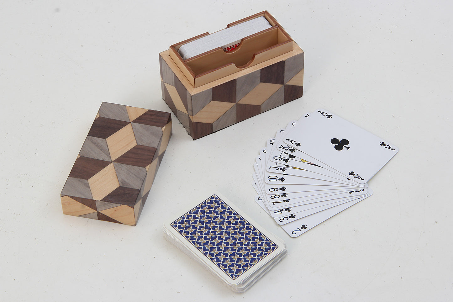 Modern Playing card box in marquetry