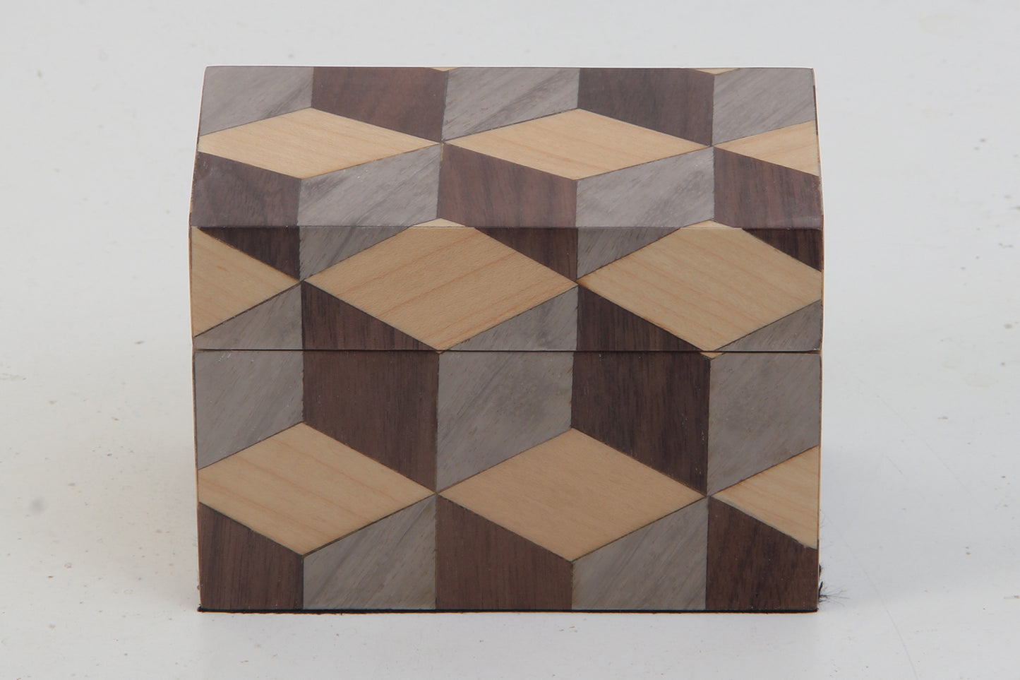Lux Playing card box in marquetry