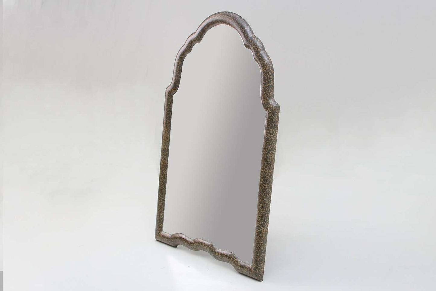 Chic Dressing table mirror in silver eggshell by Forwood Design