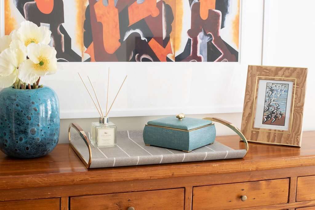 Drinks tray in barley shagreen