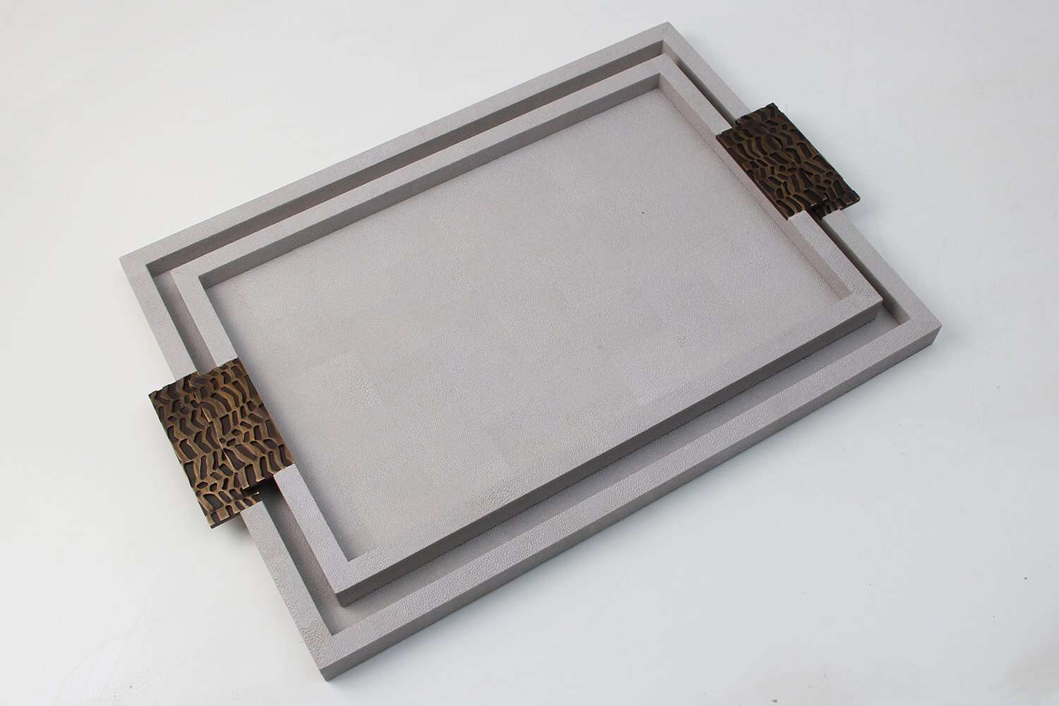 Serving tray white Chic Shagreen serving tray drinks tray