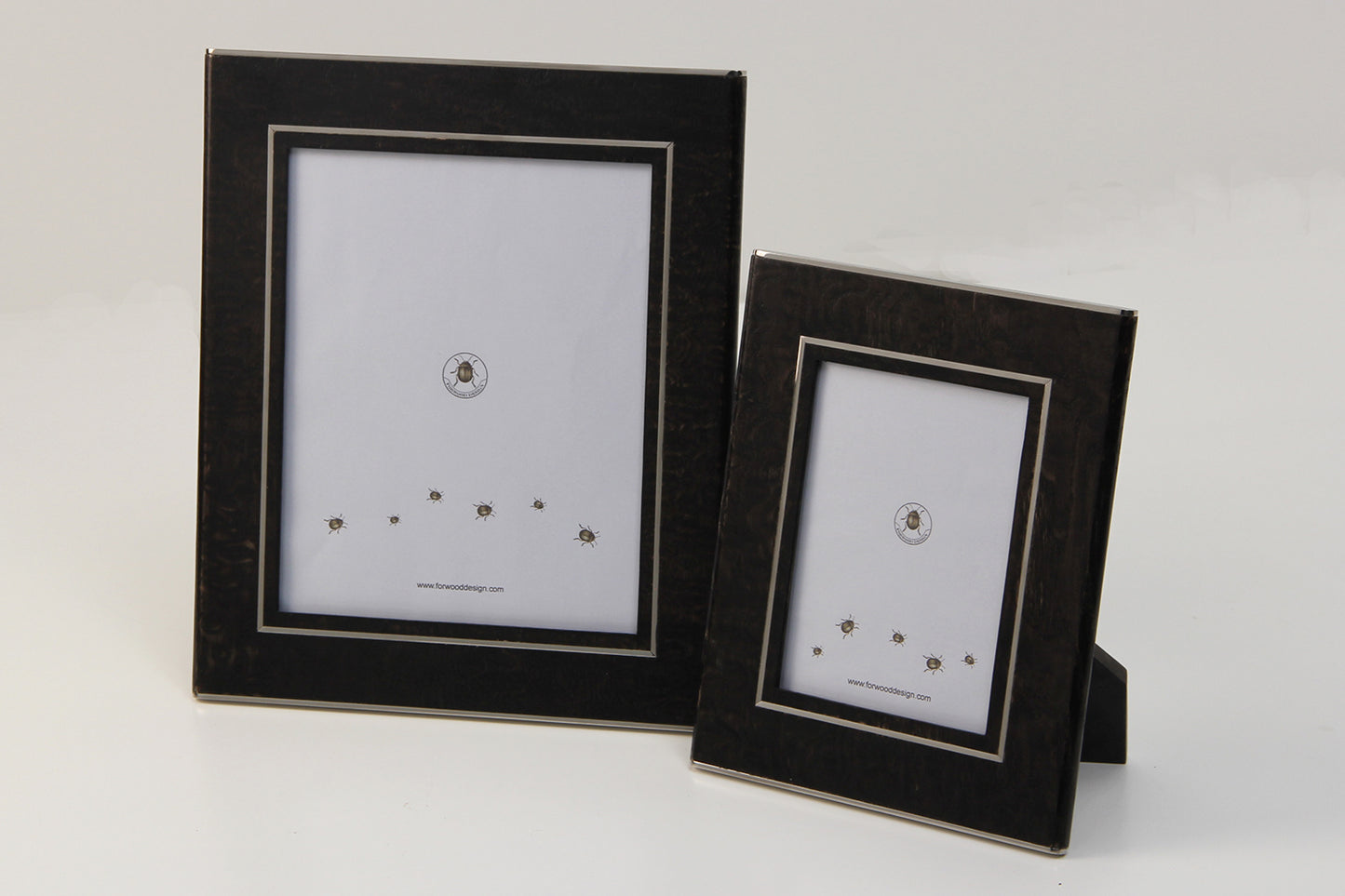 Black Photo Frames in Tamo Ash