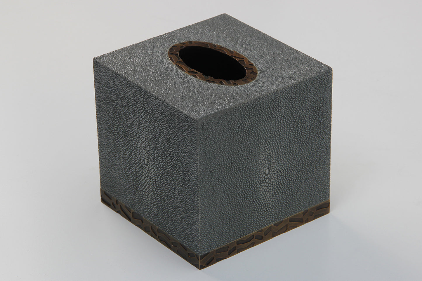 Rachel Winham's bespoke Tissue Box in 'Midnight' shagreen