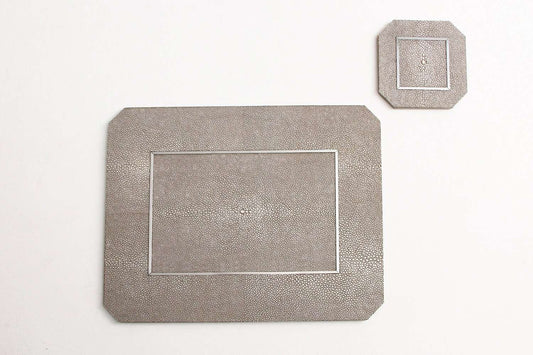 Placemats taupe shagreen place mats