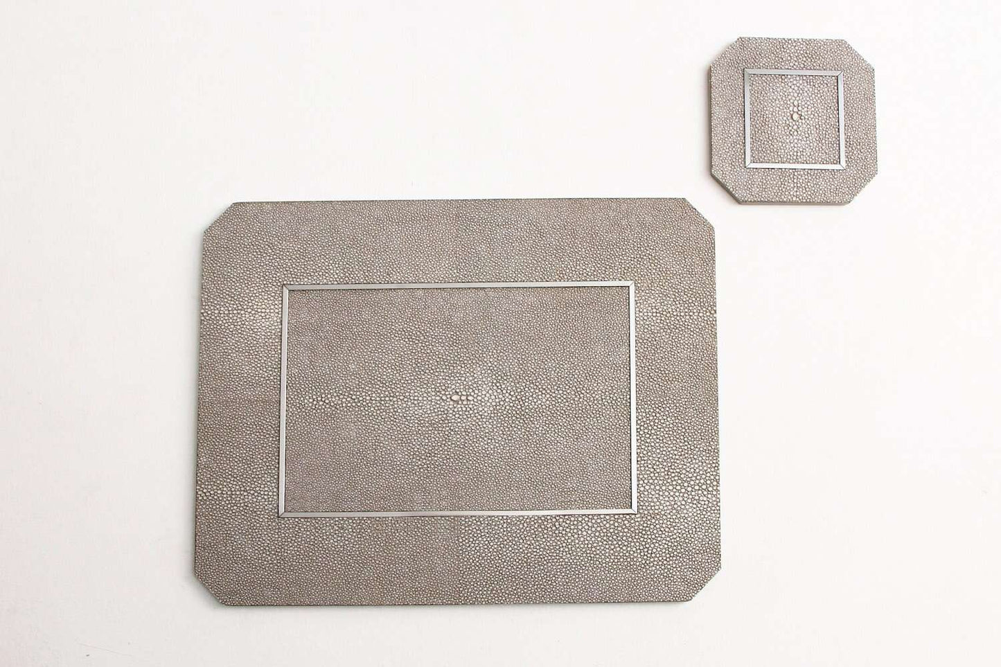 Placemats unique Forwood Design taupe shagreen place mats