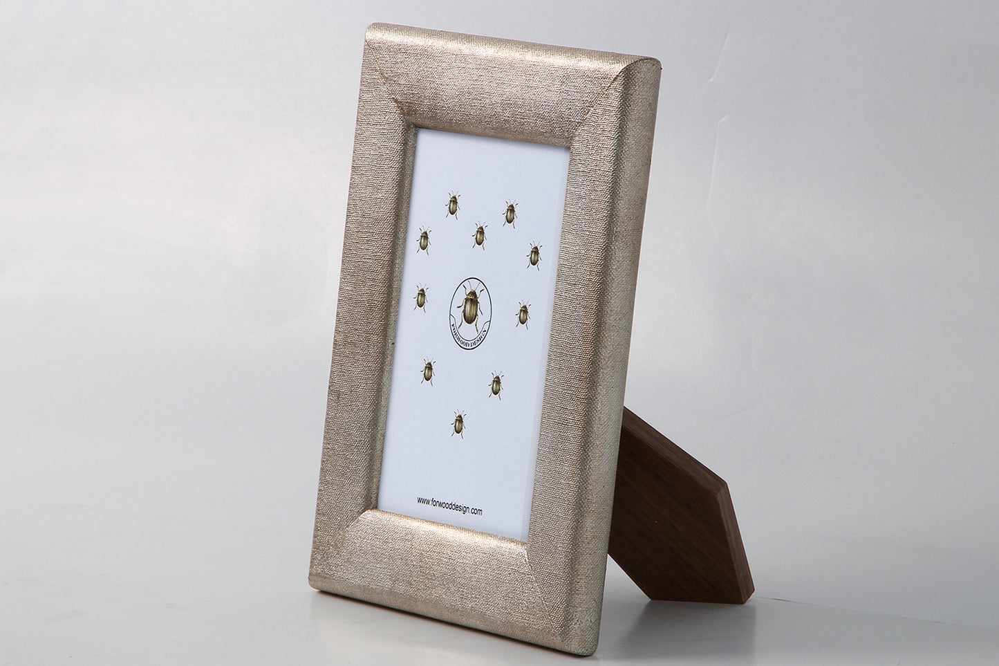 Photo-Frame in silver linen by Forwood-Design