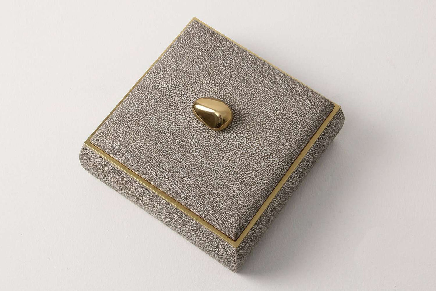 trinket box Jewelry box taupe Forwood Design Shagreen box