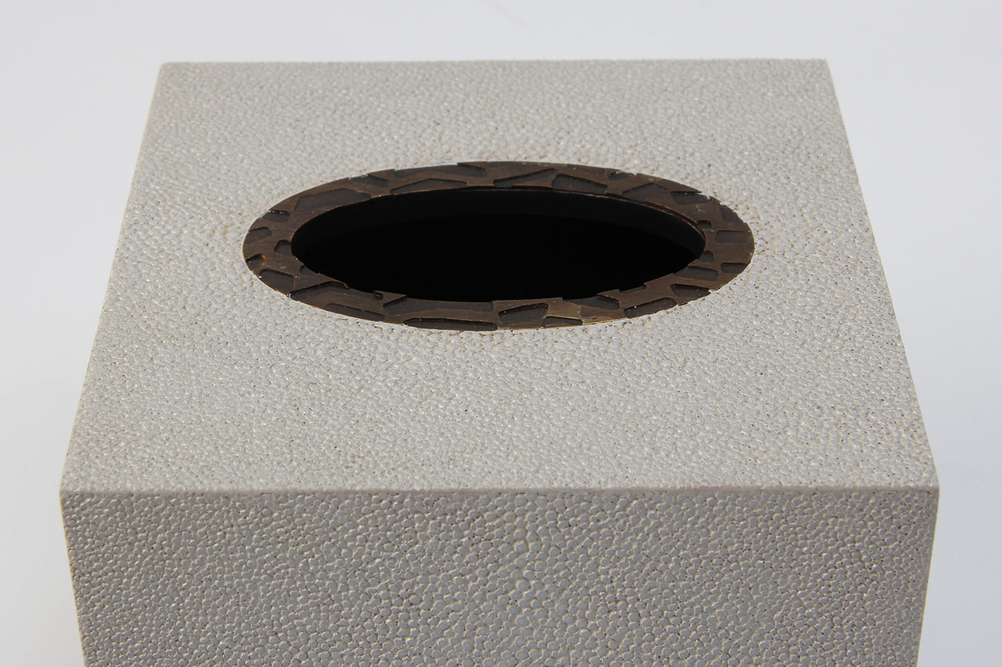 Tissue box chic white shagreen tissue box