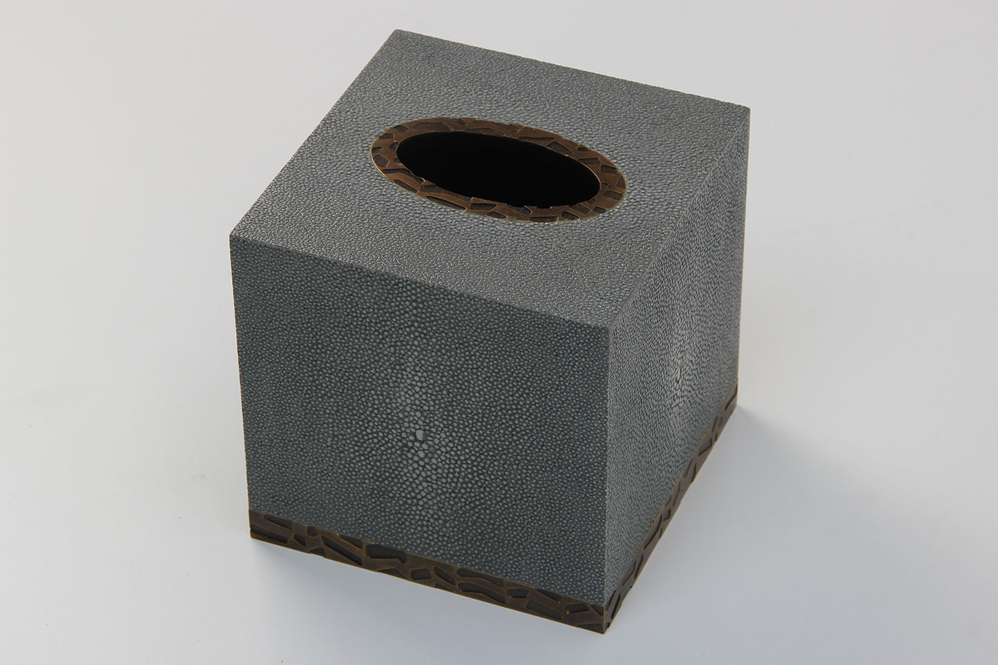 Rachel Winham's bespoke Tissue Box in 'Midnight' shagreen