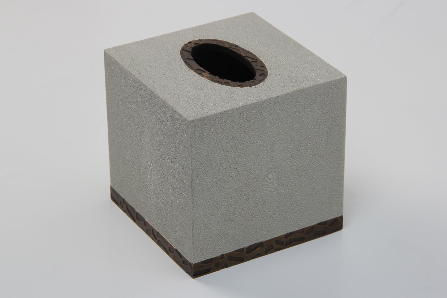 Rachel Winham's Tissue Box in 'Linen White' Shagreen