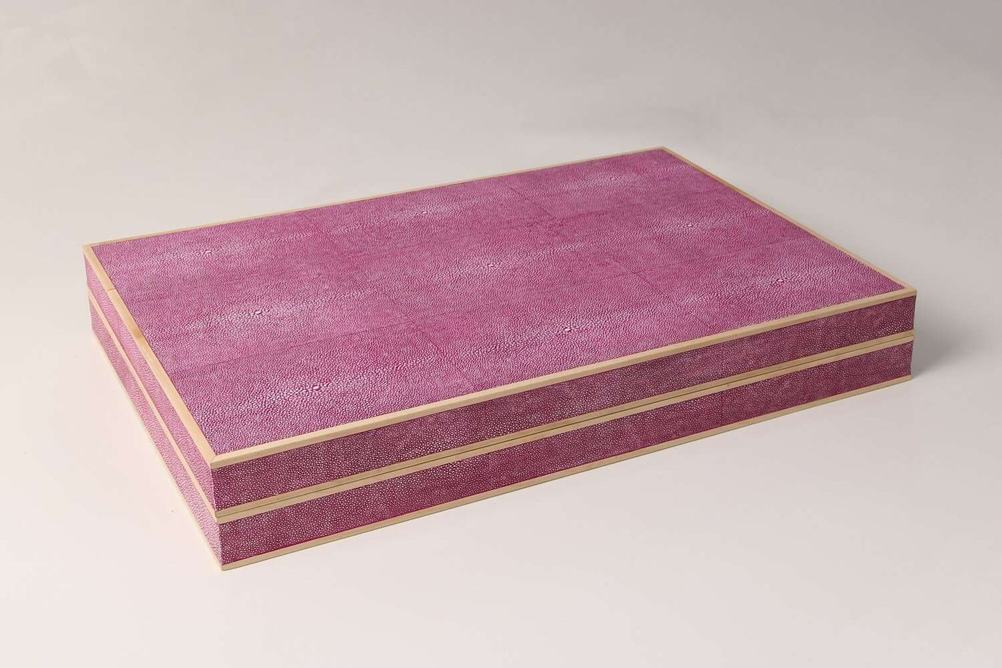 Wooden Backgammon Set in Pink shagreen