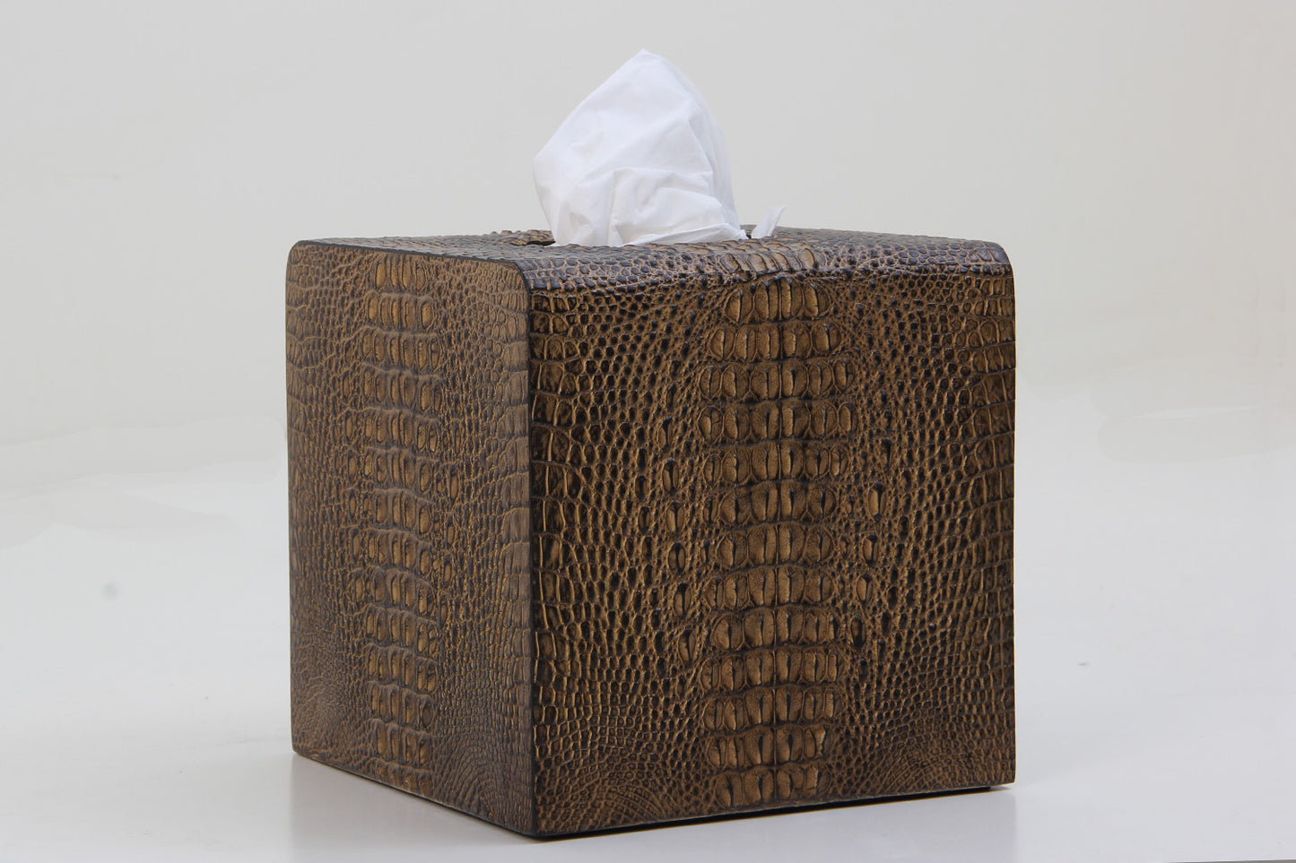 Elegant crocodile texture square tissue box cover