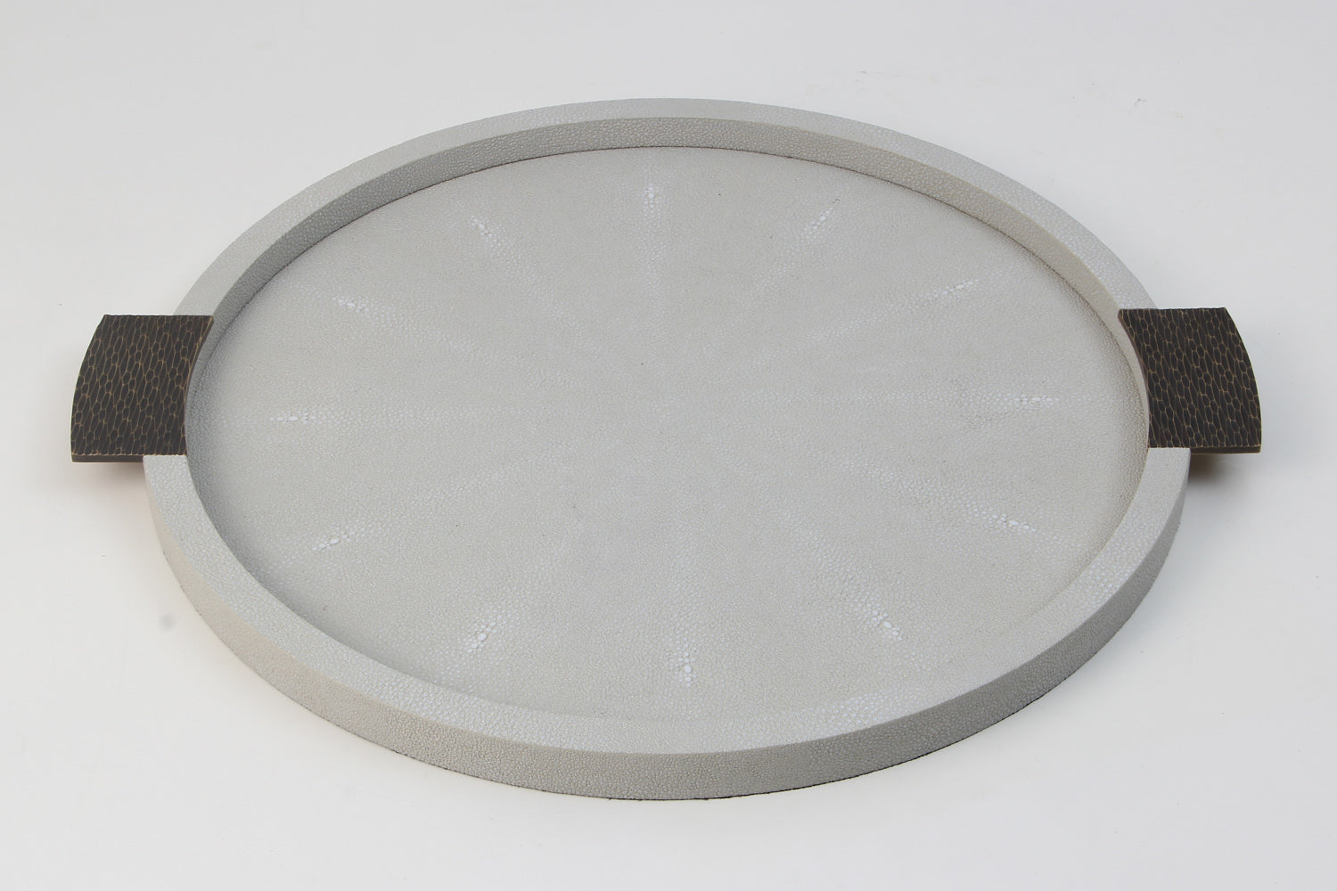 Round serving Tray in Shagreen