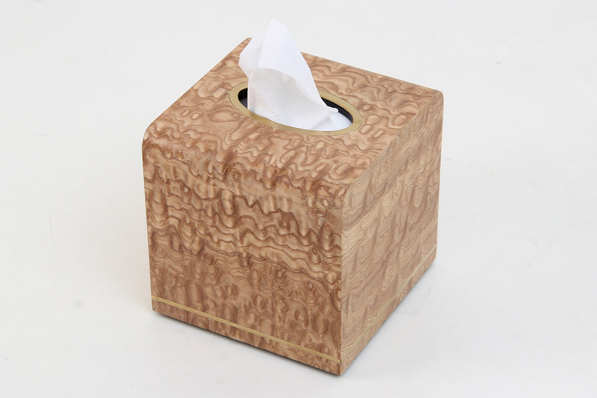 Wooden tissue Box Holder in Tamo Ash