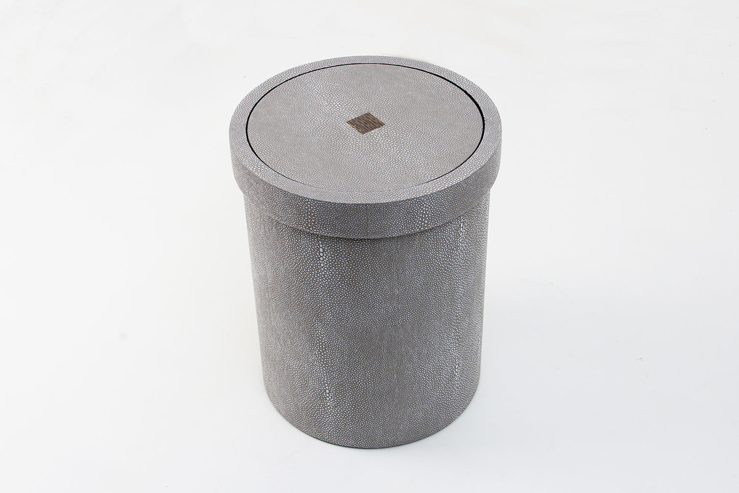 Chic Waste Paper Bin with flip lid and liner 