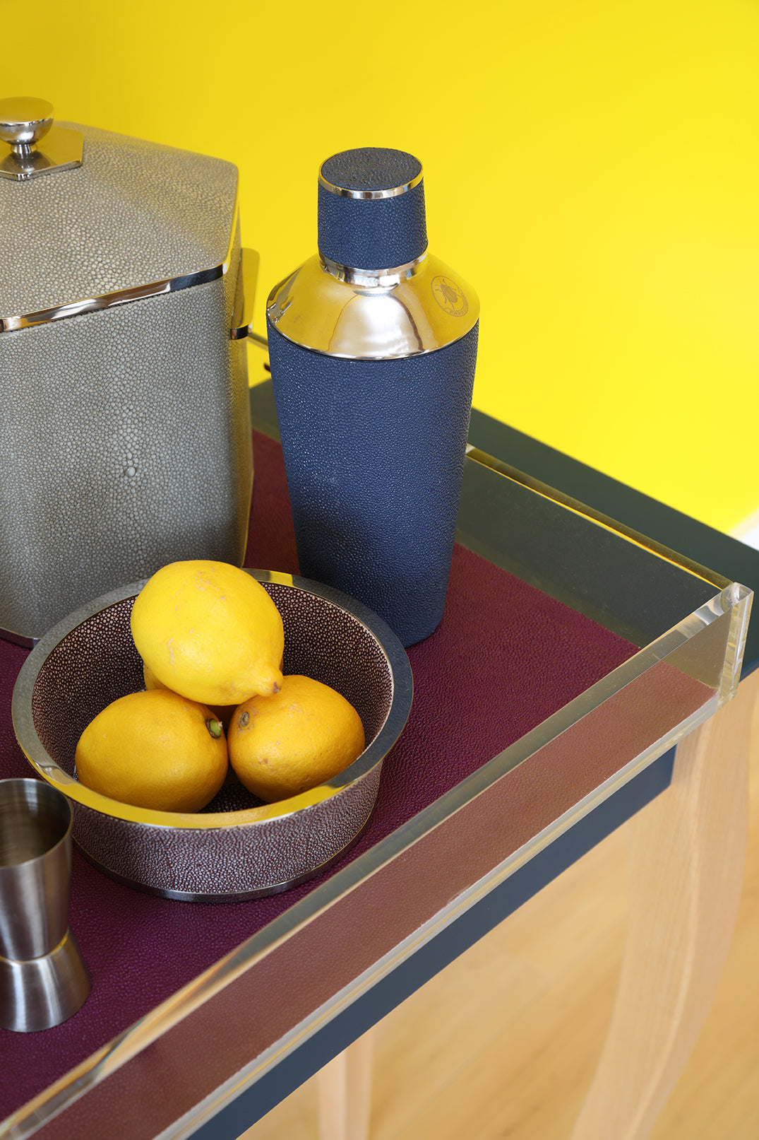 Acrylic serving tray - Plum Shagreen