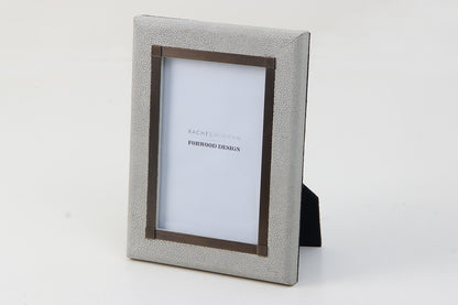 Linen white 6x4 photo frame featuring eco-friendly shagreen texture