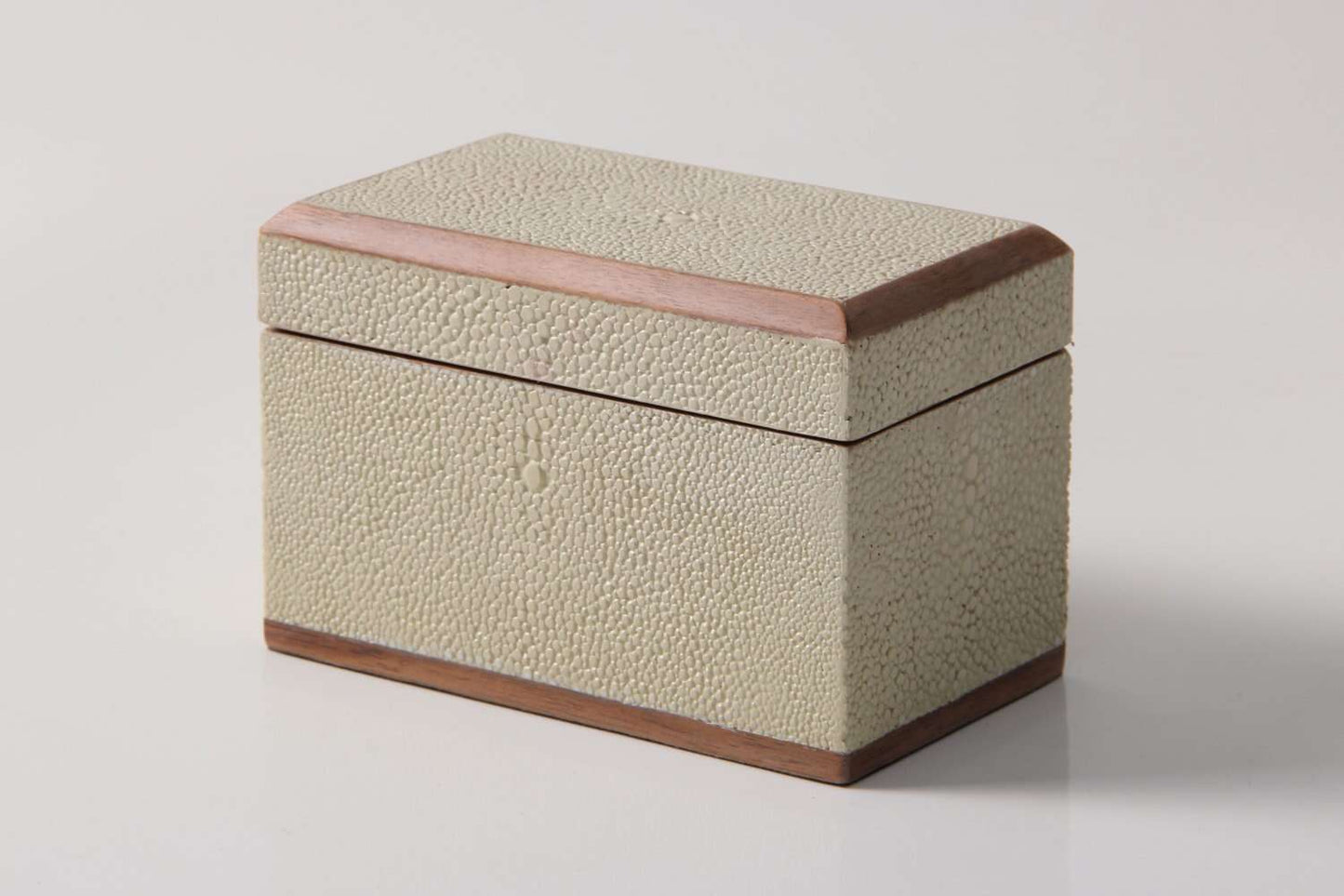 Playing Card Box in Almond White Shagreen