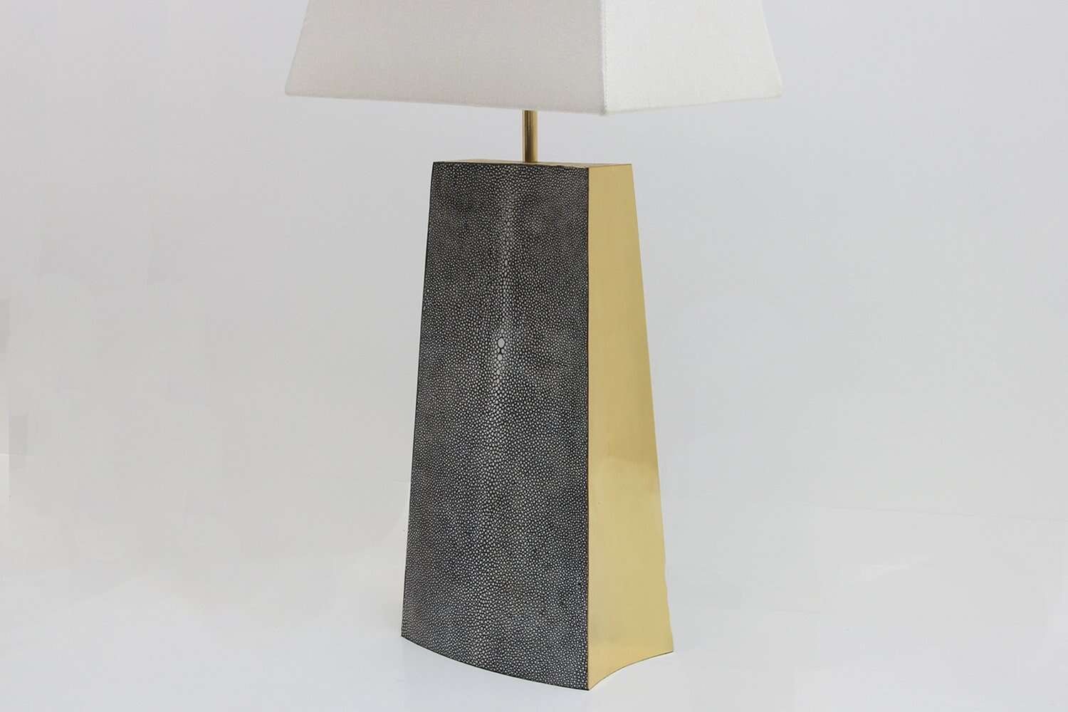 Desk Lamp Forwood Design Shagreen desk lamp