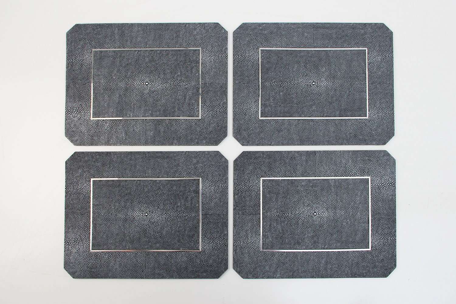 Shagreen table mats Grey shagreen table mats and coasters