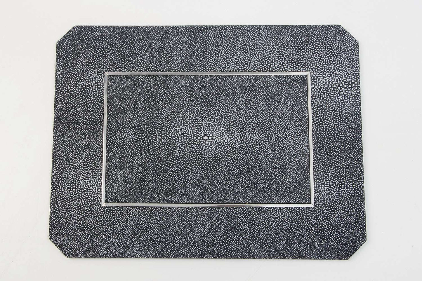 Chandler Place mats in Charcoal Shagreen