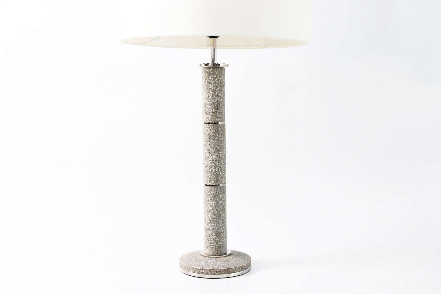 Diss Column Table Lamp in Barley Shagreen