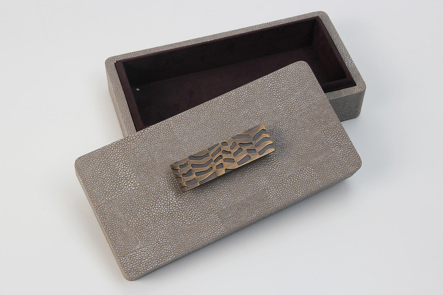 jewelry box treasure box in dune shagreen