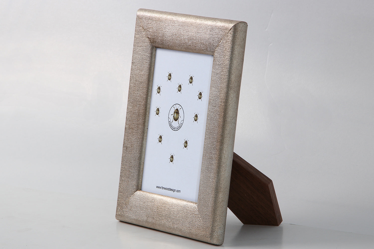 Photo-Frame in silver linen by Forwood-Design