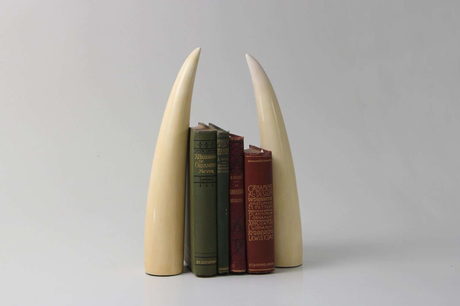 bookends classic bookends