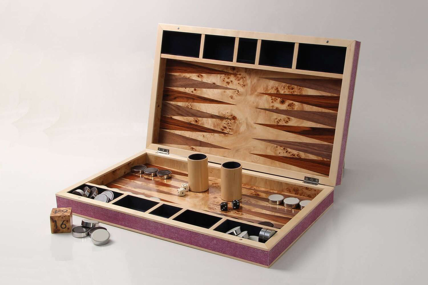 Bacgammon set chic Pink shagreen backgammon board