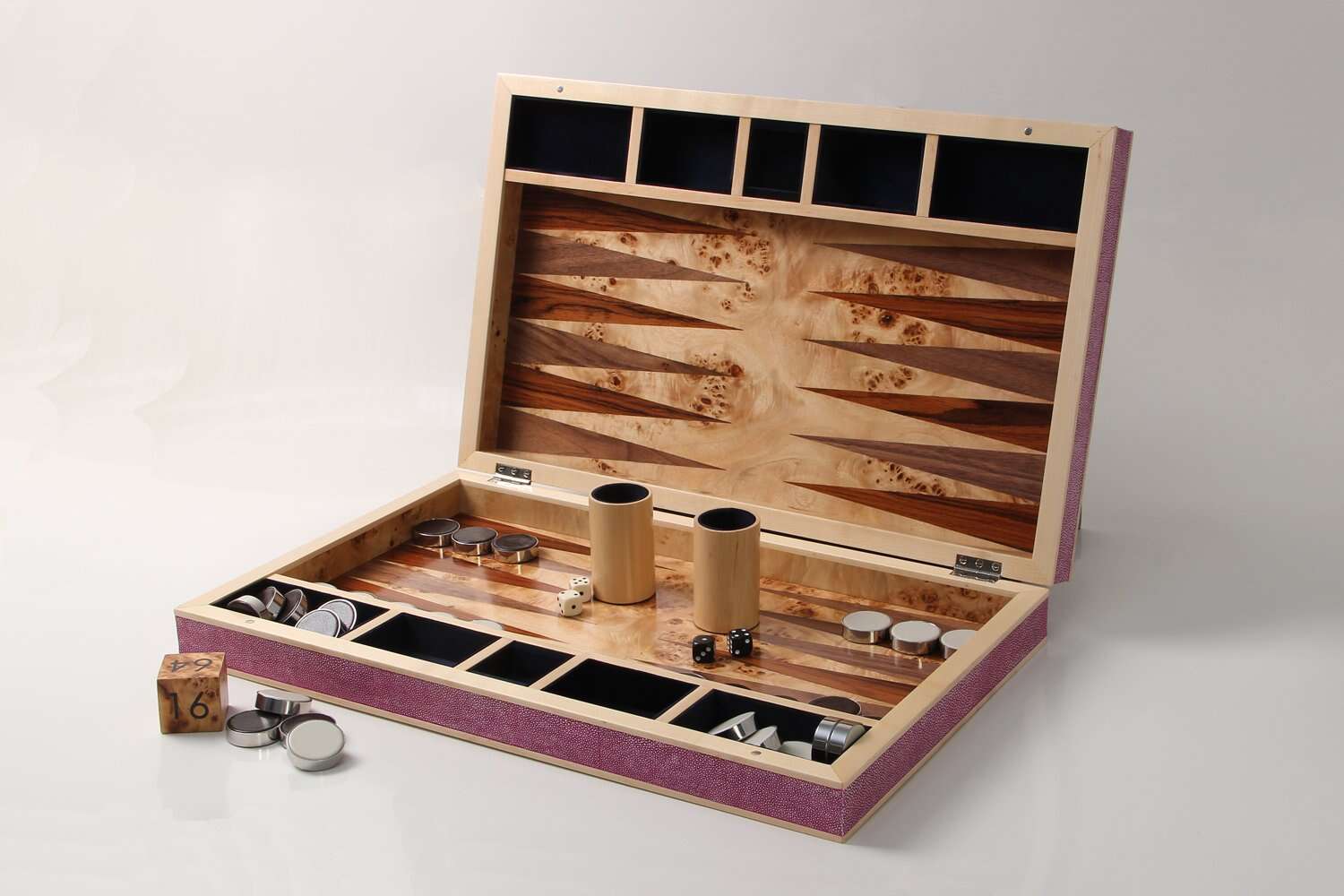 Bacgammon set chic Pink shagreen backgammon board